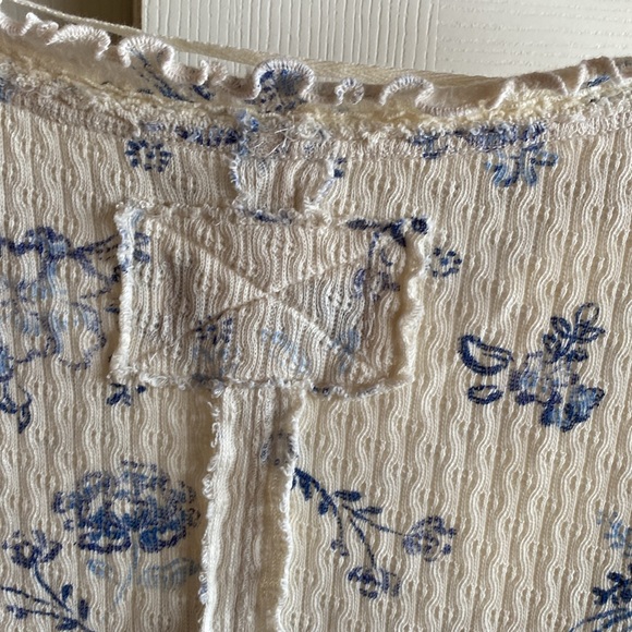 Free People NWT Clover Floral Long Sleeve 100% Cotton Thermal Top size medium - Picture 4 of 13
